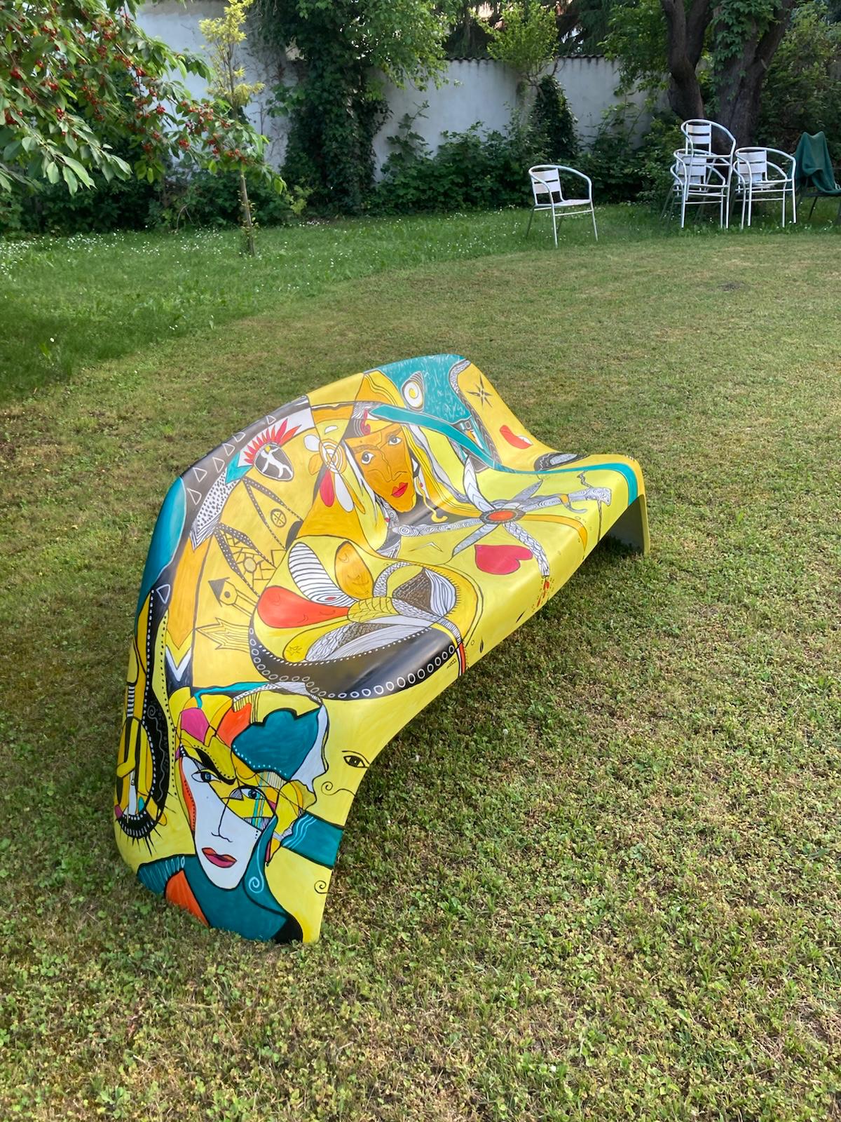 The Hæppy Bench