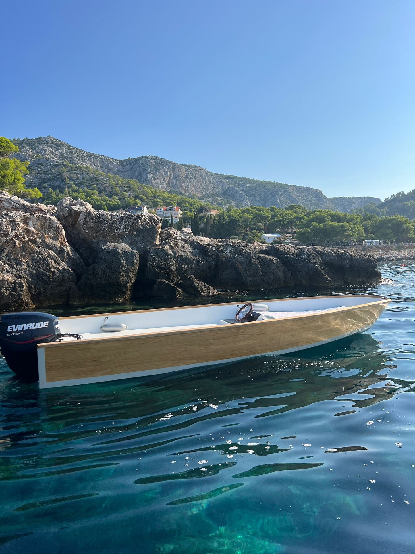 Rudi: 6m NFC Motor Boat