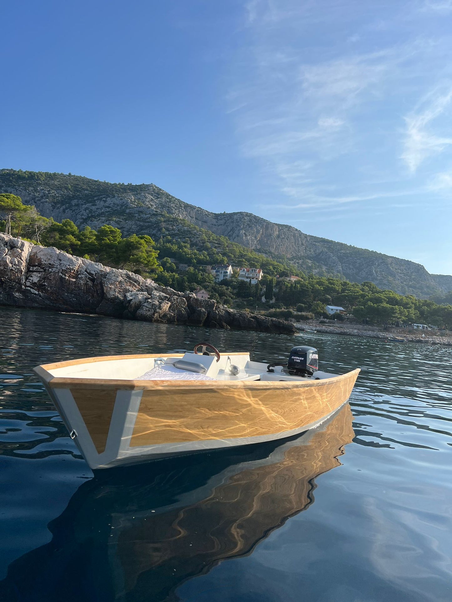 Rudi: 6m NFC Motor Boat