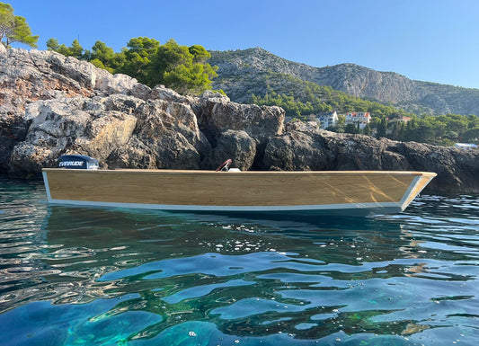 Rudi 6: NFC Sandwich Panel Based Motor Boat