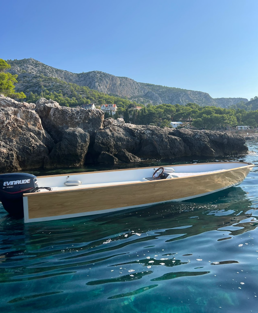 Rudi: 6m NFC Motor Boat
